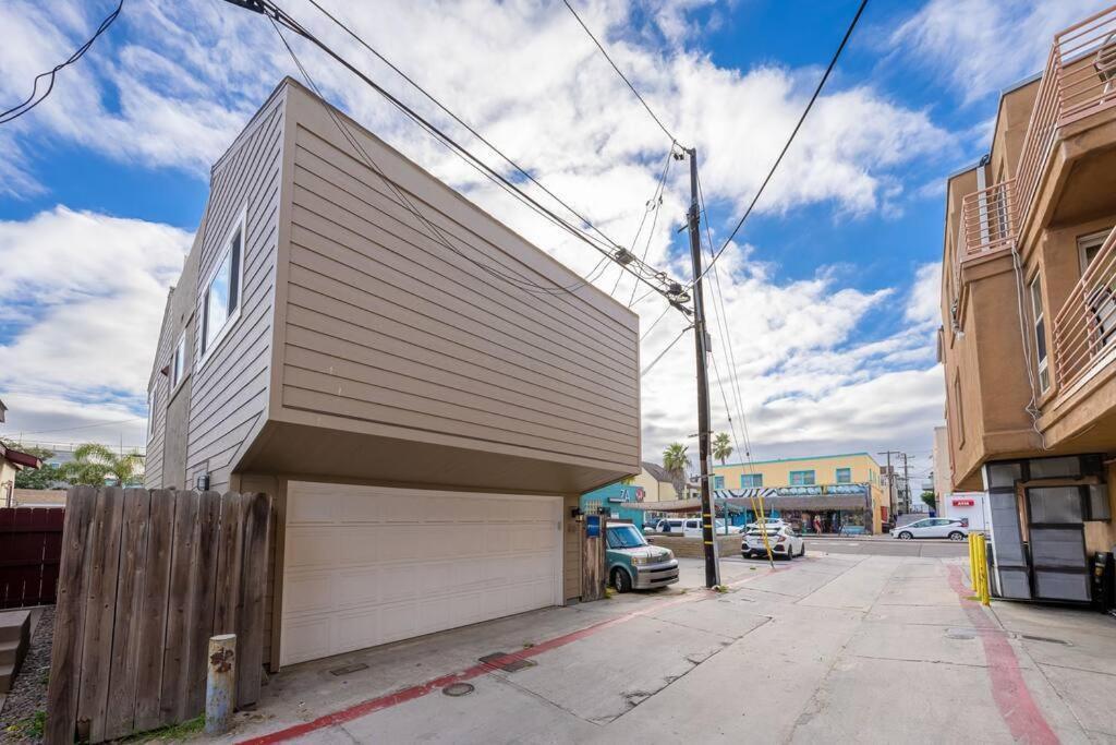 Newly Remodeled Just Steps From The Beach! *